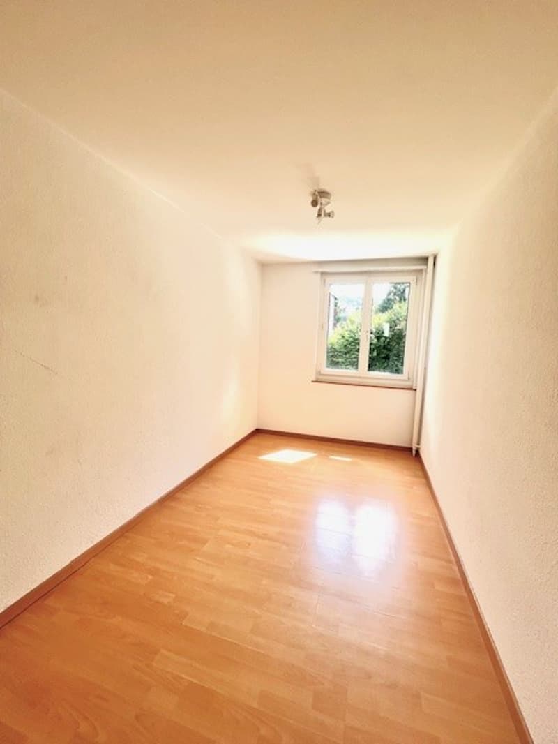 Appartement de 4 pièces convivial pour les familles avec balcon à St. Gallen (5)