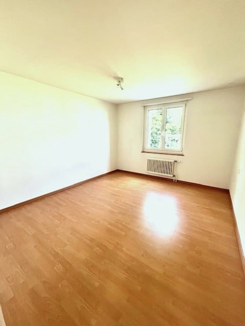 Appartement de 4 pièces convivial pour les familles avec balcon à St. Gallen (6)