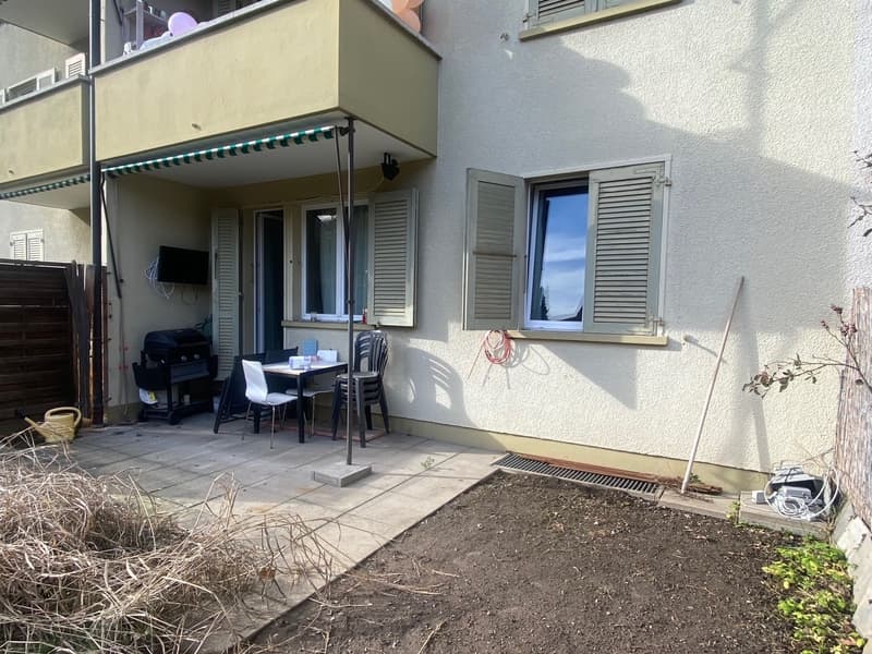Charming and quiet apartment with garden seating (9)