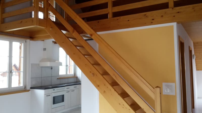 Charmante Dachwohnung im ländlichen Mühleberg zu vermieten (2)