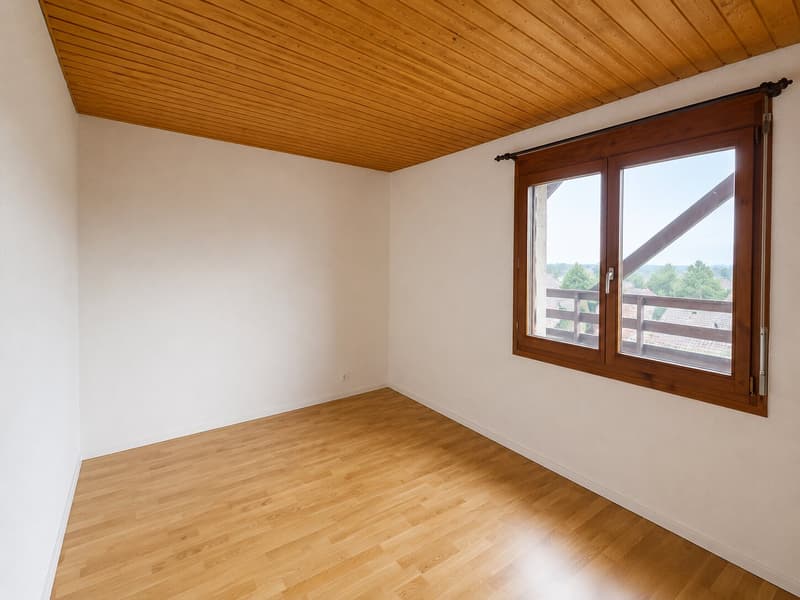 5.5-Zimmer-Wohnung mit weitläufiger 70 m² Terrasse und schöner Aussicht (8)