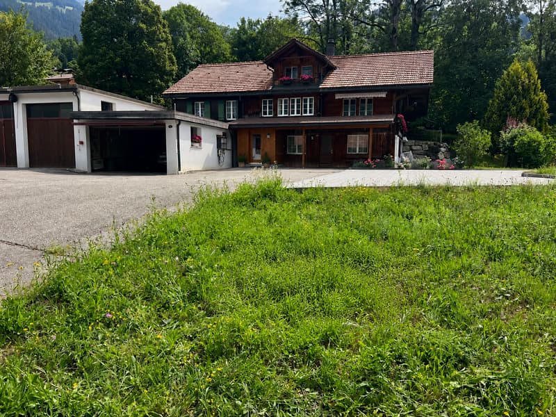 Mehrfamilienhaus Gutenbrunnen mit Baulandreserve (2)