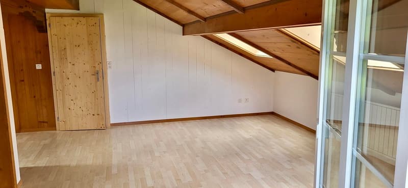 Charmante 2-Zimmer-Wohnung in ruhiger Lage in Lenk (4)