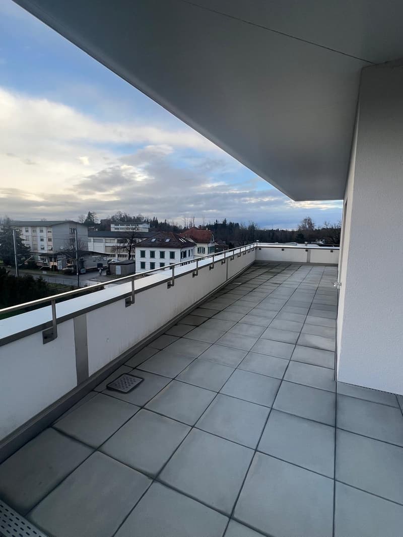 3.5 Zimmerwohnung mit grosszügigen Sonnenterasse (2)