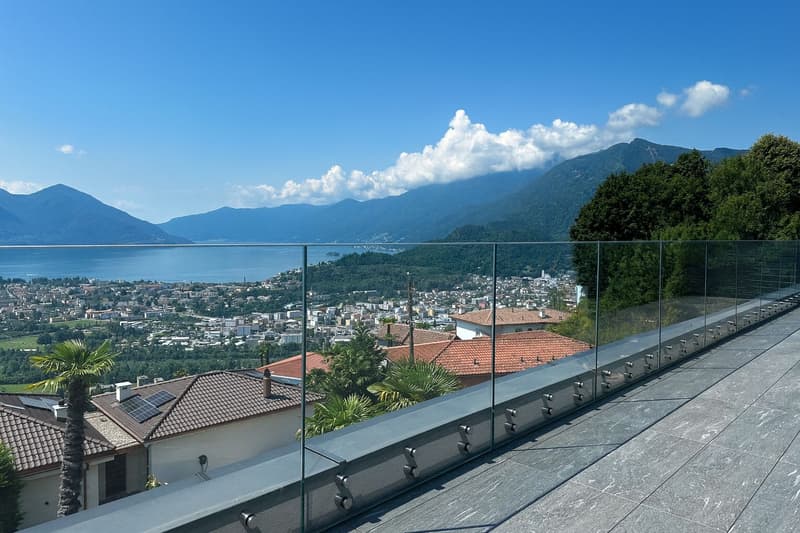 Duplex en attique avec 5,5 pièces et vue sur le lac à 180° - exclusivité absolue à la Residenza Lumino (4)