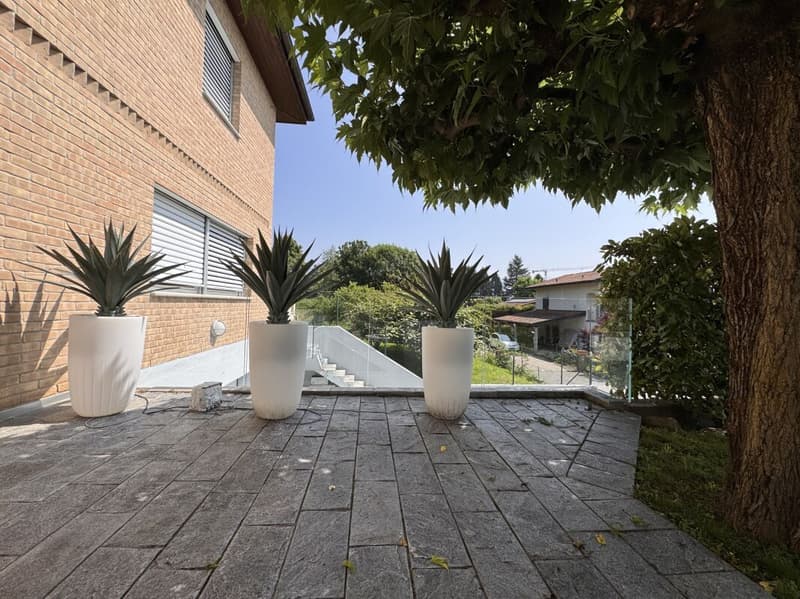 STABIO | VILLA EN PARFAITES CONDITIONS AVEC JARDIN PRIVÉ (2)