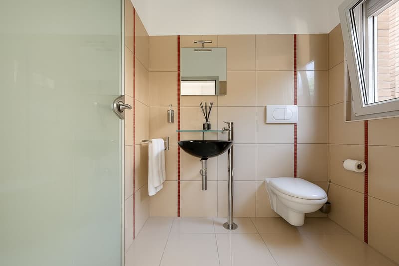 STABIO | VILLA EN PARFAITES CONDITIONS AVEC JARDIN PRIVÉ (5)