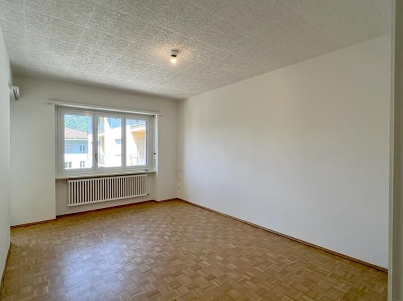 4.5 LOCALI A BELLINZONA | ADATTO PER FAMIGLIE (3)