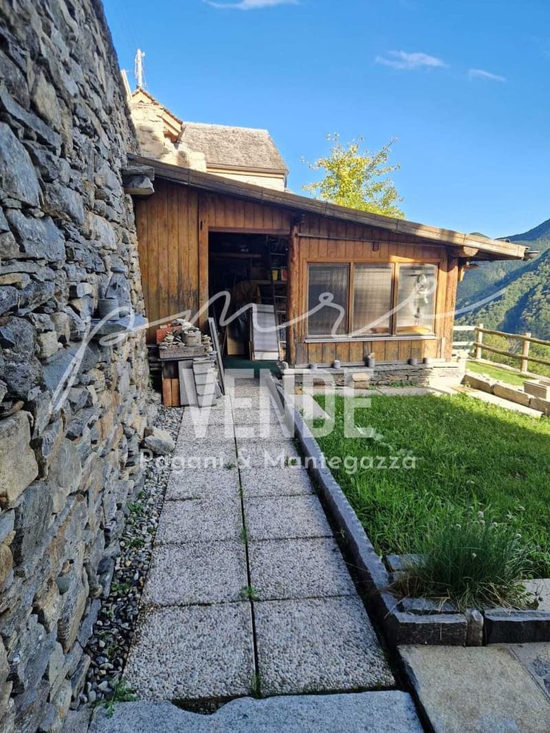 VALLE ONSERNONE - VOCAGLIA | AFFASCINANTE APPARTAMENTO IN CASA BIFAMILIARE RUSTICA CON GROTTINO E VISTA MOZZAFIATO (18)
