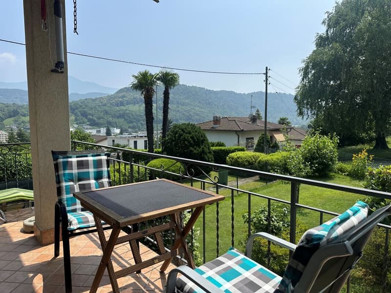 TAVERNE | ACCOGLIENTE 3.5 LOCALI IN CASA BIFAMILIARE CON GIARDINO (4)