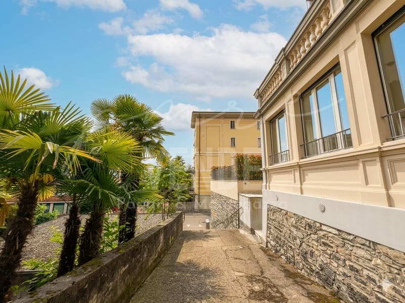 Grosszügige 4,5-Zimmer-Wohnung mit Privatgarten und Terrassen in Lugano-Cassarate (10)