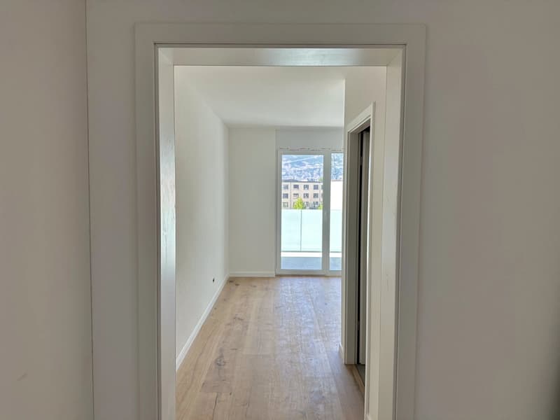 Aproz (Sion) 4.5 rooms new on the top floor with large balcony (7)