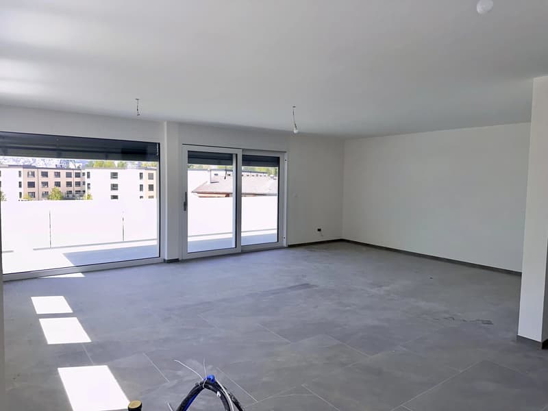 Aproz (Sion) 4.5 rooms new on the top floor with large balcony (4)