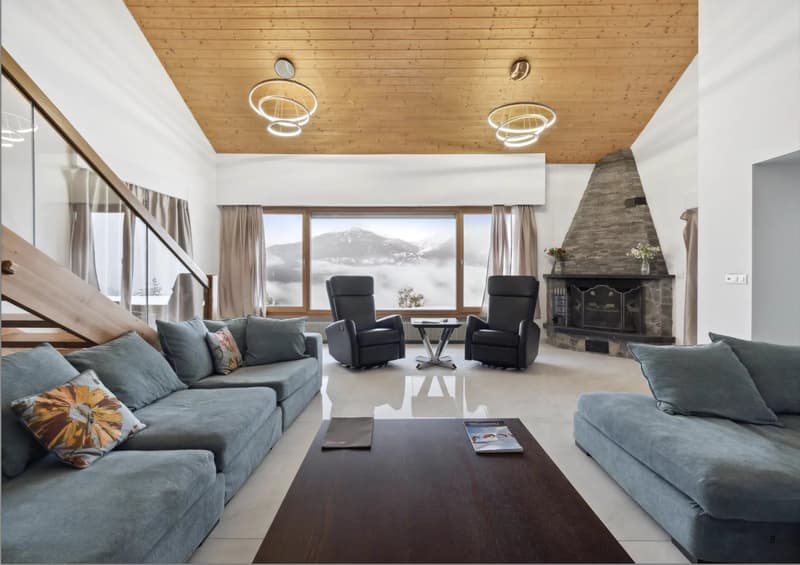 6.5-room chalet with panoramic view in Bluche / Crans-Montana ? Sale to foreigners authorized (3)