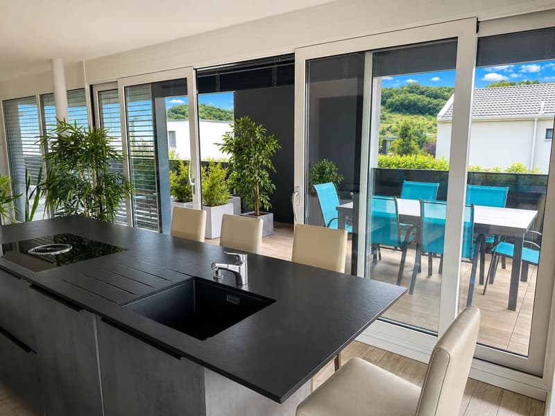 3.5 room apartment with large covered terrace (7)