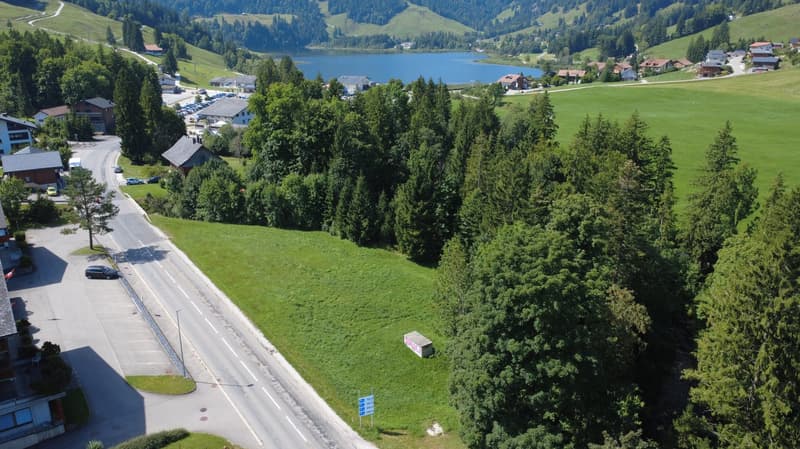 Opportunité de développement à Schwarzsee (Lac Noir) – parcelle en zone centre (2)