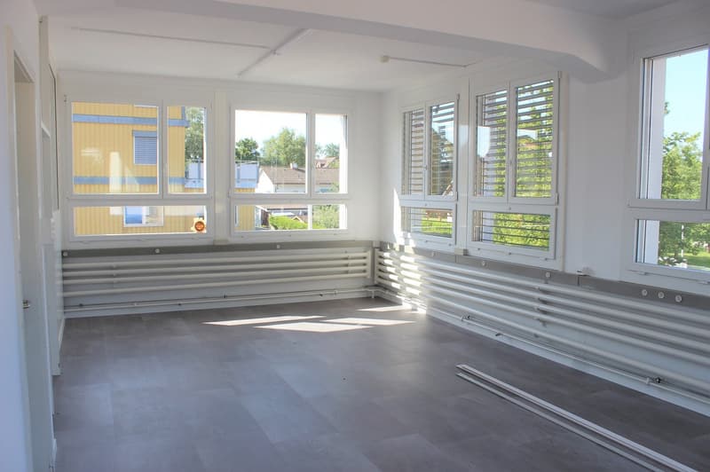 Gewerberaum 111 m2 im Hochparterre, Lengnau KRP Eloga (1)