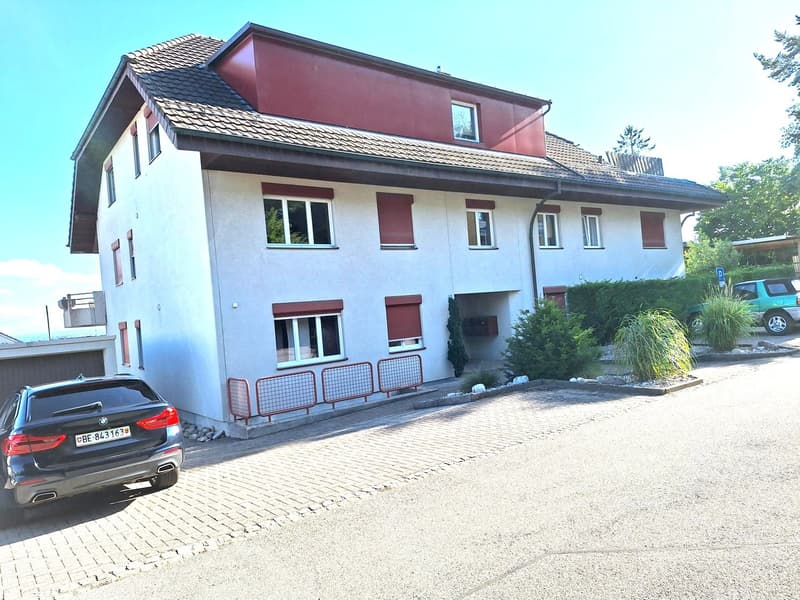 Sehr gepflegte 4.5-Zimmer-Wohnung im 1.Stock Ost mit Keller und Autogarage in Attiswil (11)