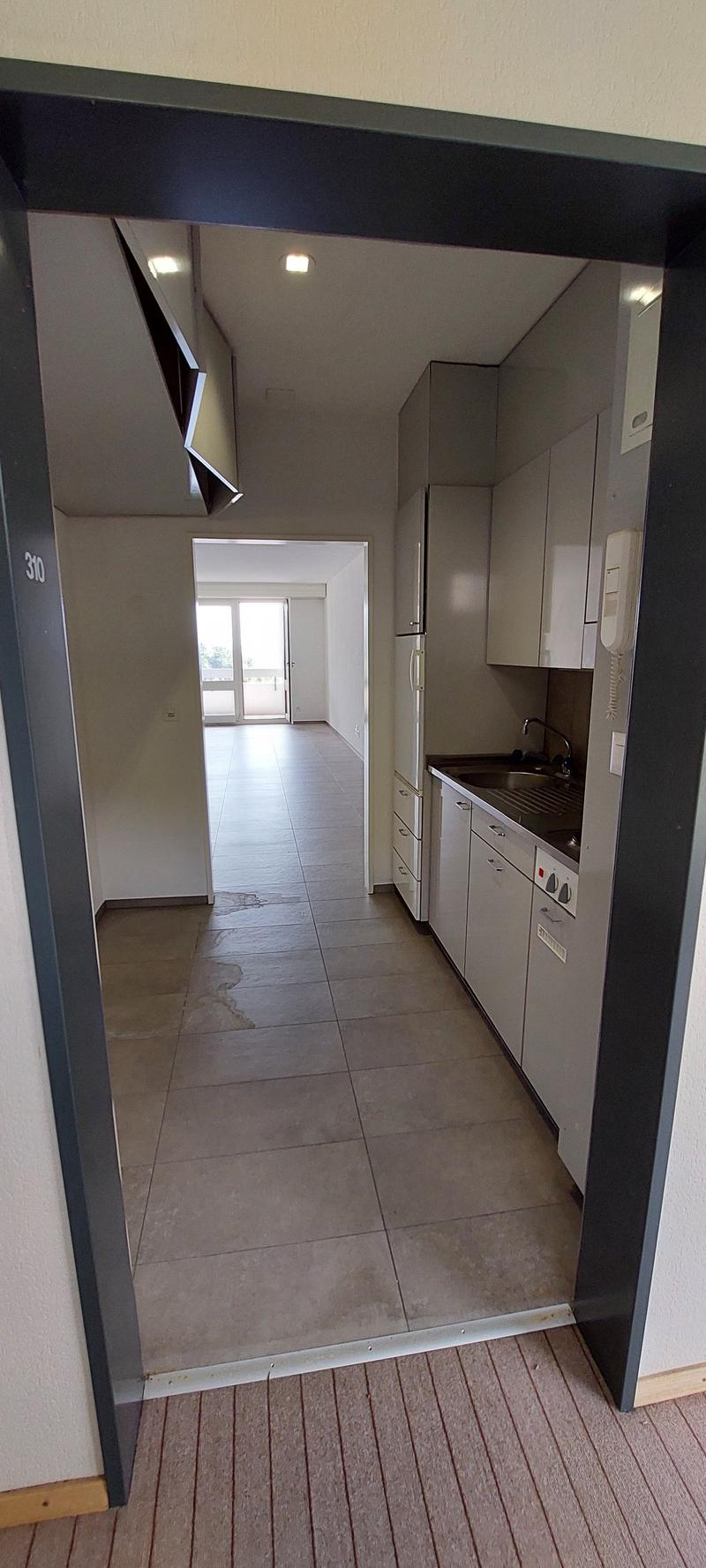 Freundliche 1,5-Zimmer-Wohnung im 3. Stock (50 m2) (7)