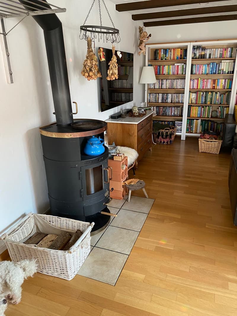 Charmantes 5.5-Zimmer-Haus mit schönem Garten in Niederwil bei Riedholz (10)