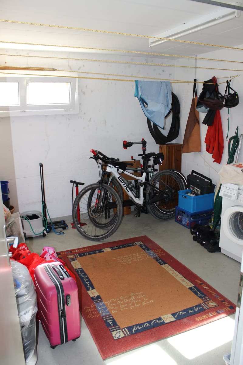 4.5-Zimmer-Maisonette-Wohnung, renoviert und mit wunderbarer Aussicht (15)