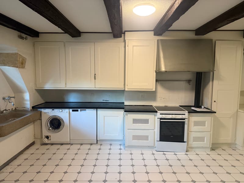 Appartement de 165 m2 au centre village avec 2 vastes terrasses (5)
