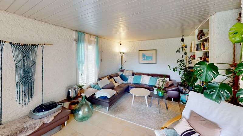 Detached house in Boudry in a green setting (4)