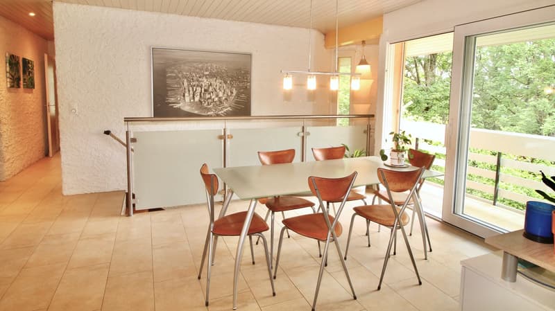 Detached house in Boudry in a green setting (7)