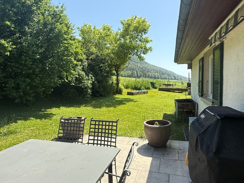 Casa indipendente luminosa di 5 locali a Saules – Ambiente pacifico e vista pittoresca (10)