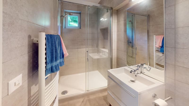 Spacieuse villa bénéficiant de calme et d'une très belle intimité (9)