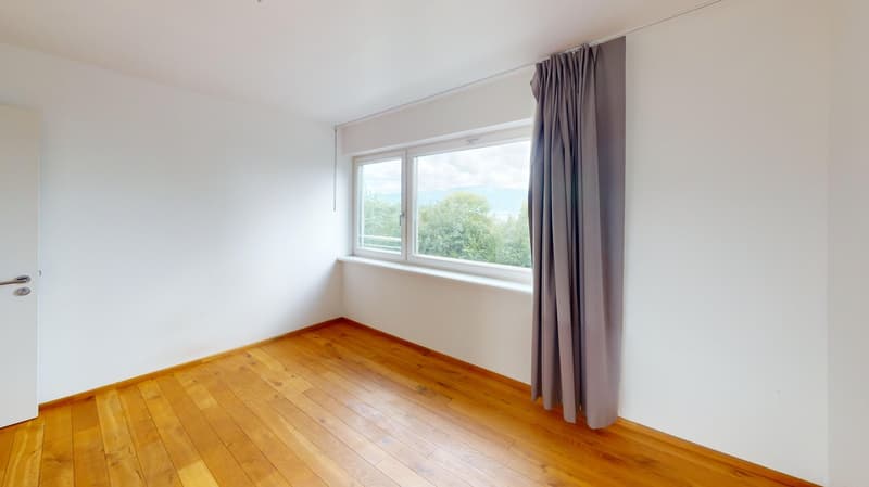 Spacieuse villa bénéficiant de calme et d'une très belle intimité (13)