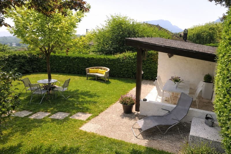 Auvernier (Milvignes) - Magnifica villa individuale con vista lago e Alpi (3)