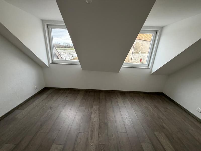 Beau triplex de 4.5 pièces à Perroy, avec garage (4)