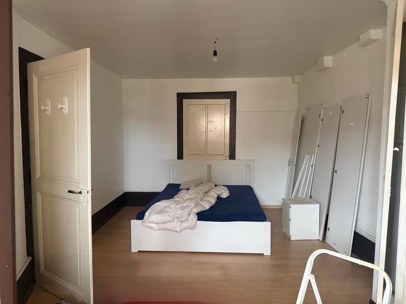 Maison de caractère dans le Bourg du Landeron - A rénover (11)