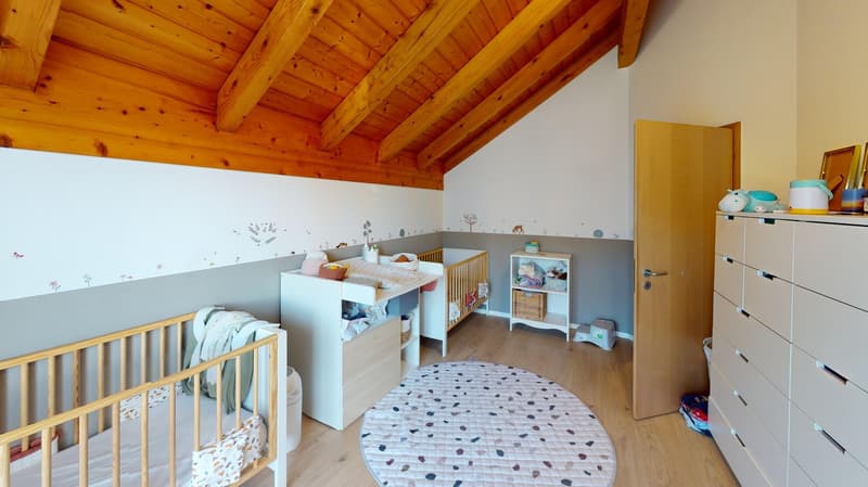 Maison jumelée de 5.5 pièces à Fontaines dans quartier résidentiel (13)