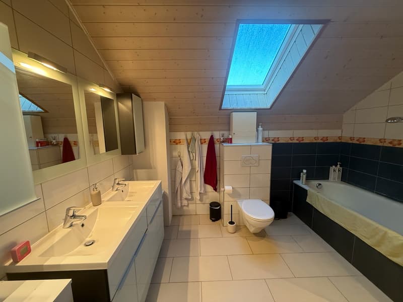 Maison de 2 unités (5.5 & 2.5 pièces) à Laténa, Saint-Blaise (11)