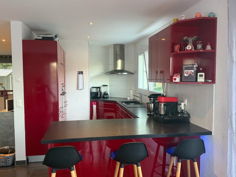 Maison de 2 unités (5.5 & 2.5 pièces) à Laténa, Saint-Blaise (10)