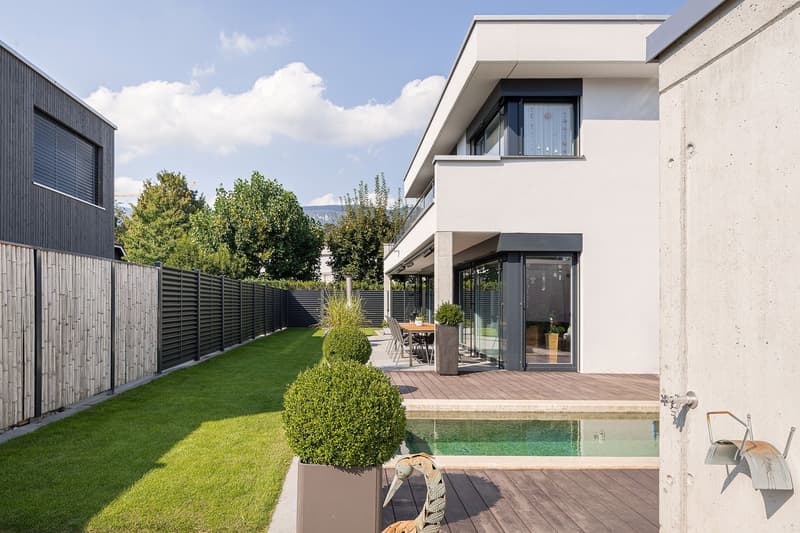 Maison unifamiliale moderne avec piscine à Solothurn (3)