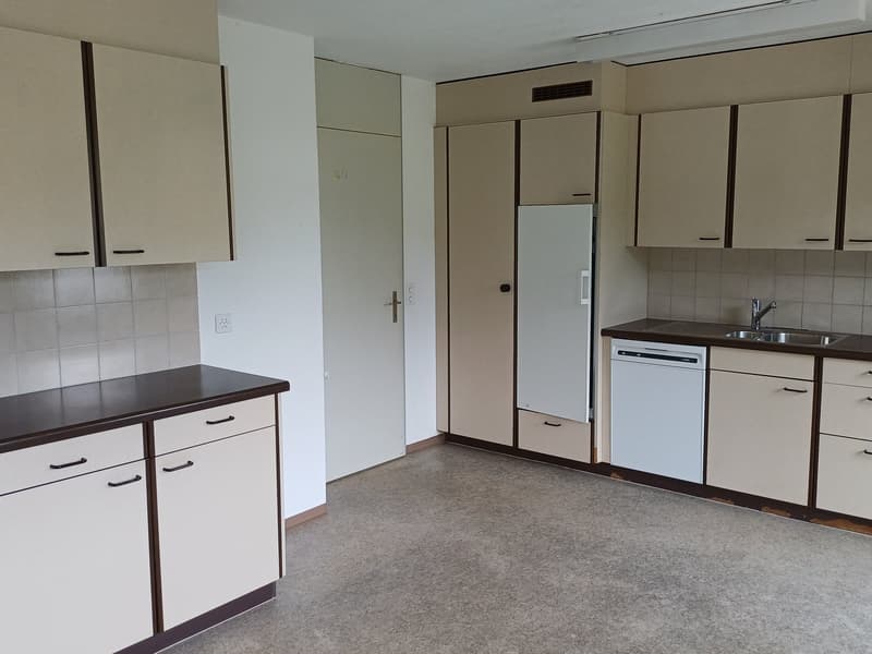 Helle 4.5-Zimmer-Wohnung mit Balkon und schöner Aussicht in Sumiswald (15)