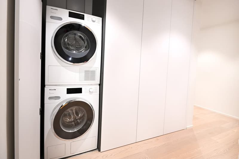Waschturm in Einbauschrank