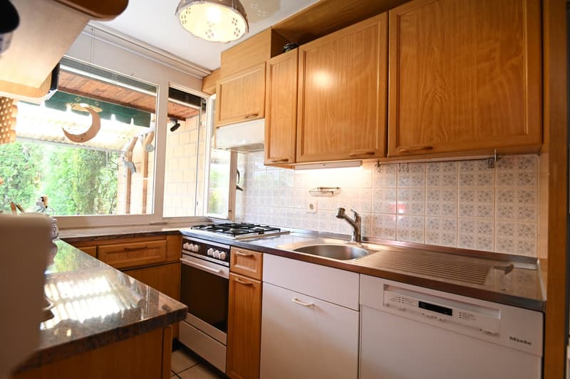 Sunny 4.5 room row house with 2 gardens & EHP (9)