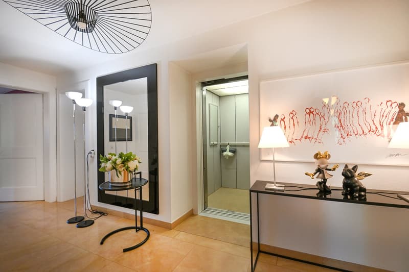 Exceptional 5-Bedroom Estate in a Prime Location in RIEHEN/BS (12)