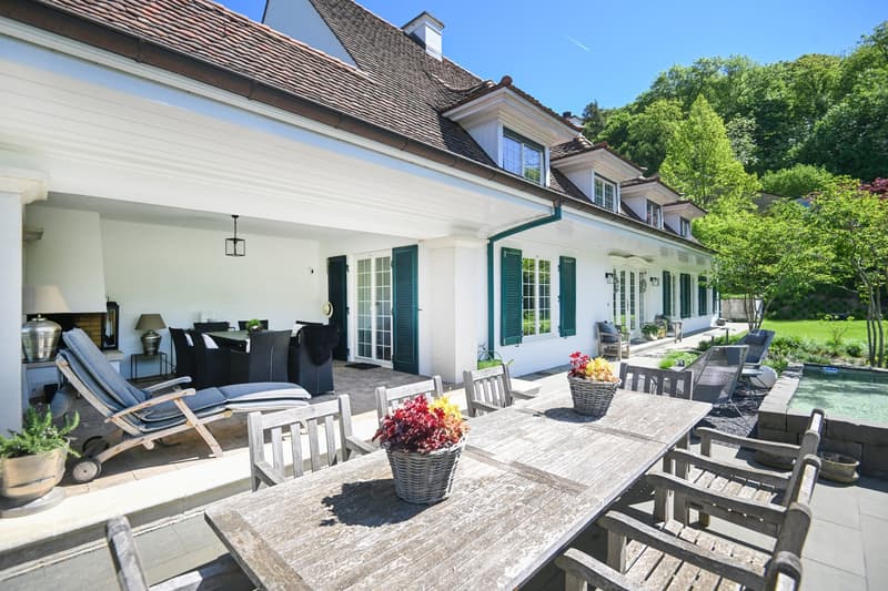 Exceptional 5-Bedroom Estate in a Prime Location in RIEHEN/BS (1)