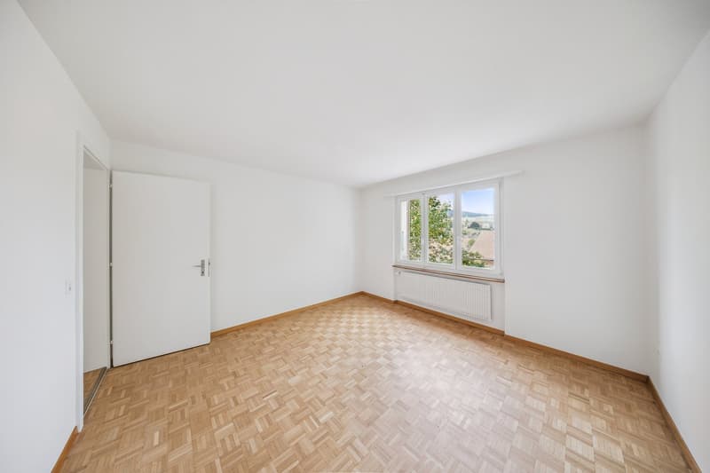 Renovierte Wohnung in Riggi mit fantastischer Aussicht (8)