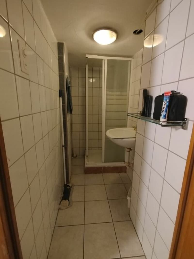 1 room with communal room (2)