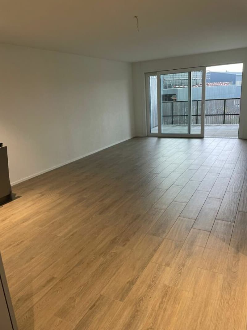 MFH 2.5 Zimmerwohnung im EG links Hofackerweg 22 (22.01) (5)