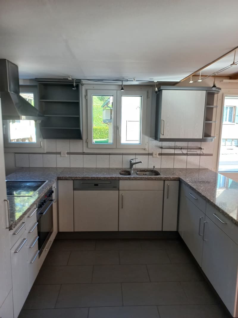 Incantevole appartamento maisonette di 6 locali in un edificio storico (2)