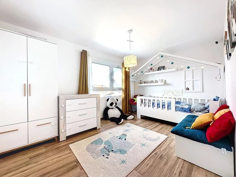 House 4.5 rooms with independent studio (8)