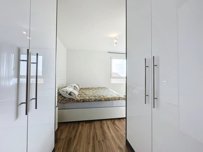 House 4.5 rooms with independent studio (5)
