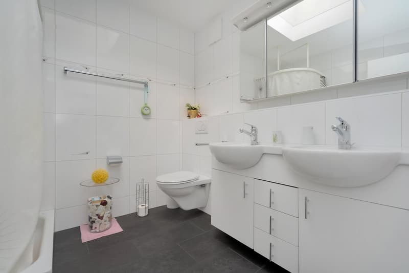 Modernes Attikawohnen im Zentrum von Bolligen (16)